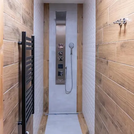 Zbyszko Apartament Czerwony