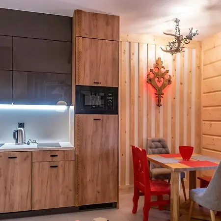Zbyszko Apartament Czerwony